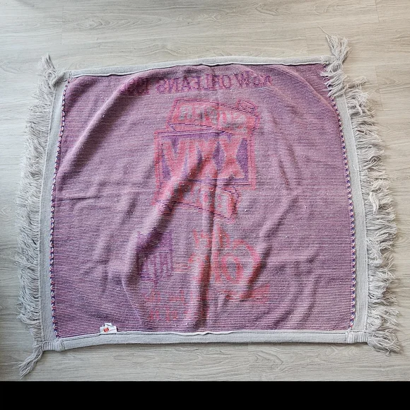 Vintage 1990 New Orleans Super Bowl XXIV NFL Denver Broncos Vs. 49ers Knit Throw